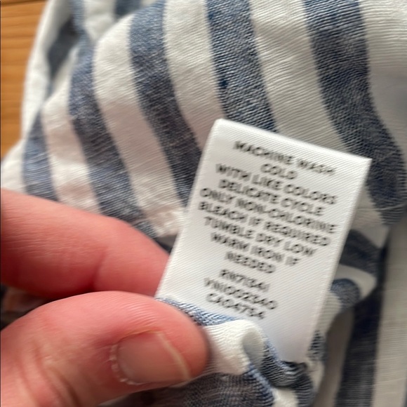 L.L. Bean lined Blue and White Striped Women's Top small - Picture 8 of 8